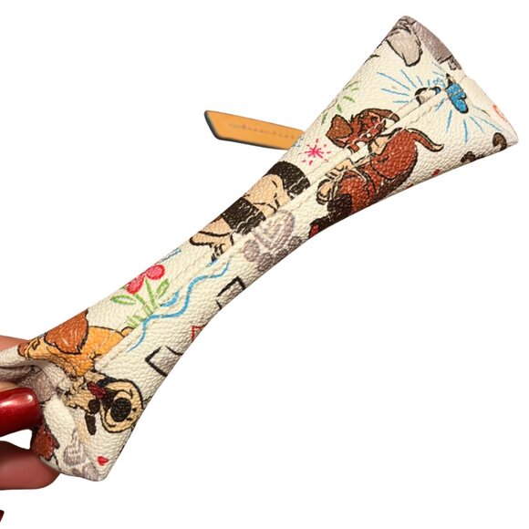 Dooney & Bourke Disney Dogs Pouch – Limited Edition Print - Picture 3 of 4
